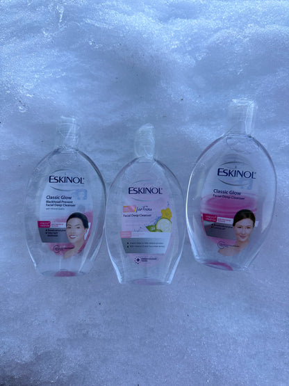 Eskinol Classic Glow Blackhead Prevent w/ Mineral Grains 225ml